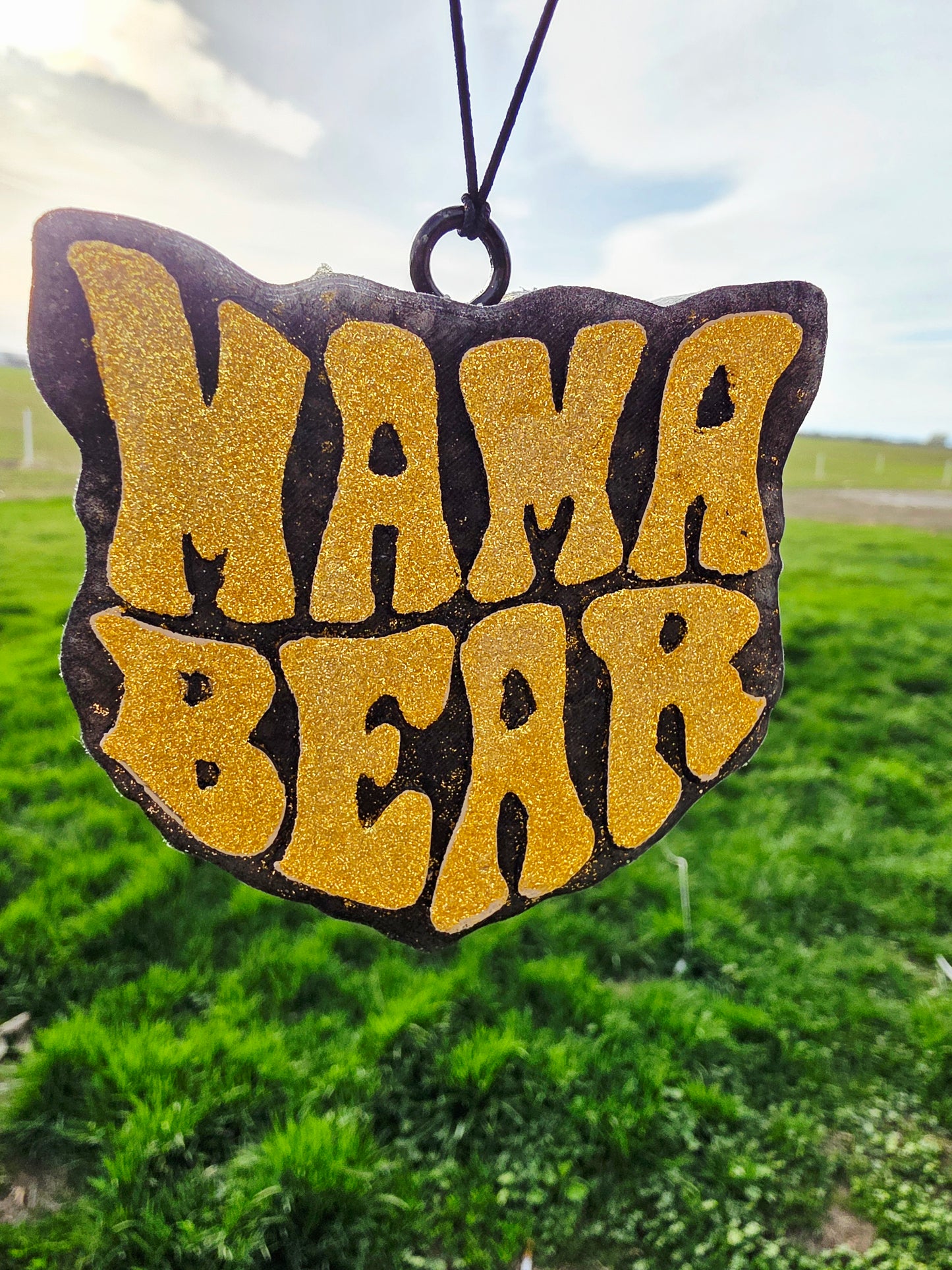 Mama Bear Car freshie- Scent Leather & Lace